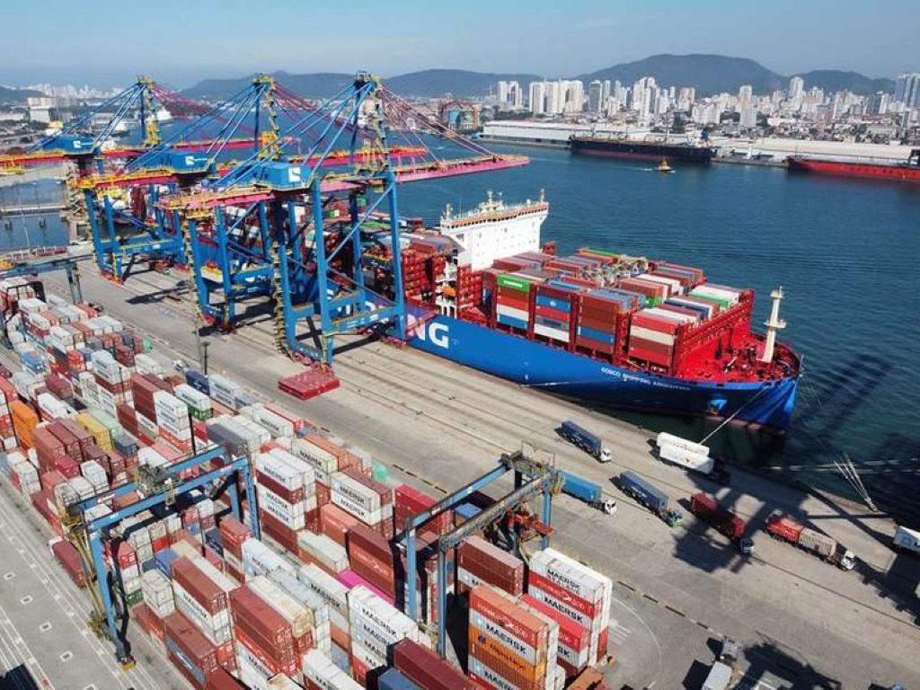 Balança 2025: superávit maior com Argentina e menor com China. Déficit cresce com os Estados Unidos